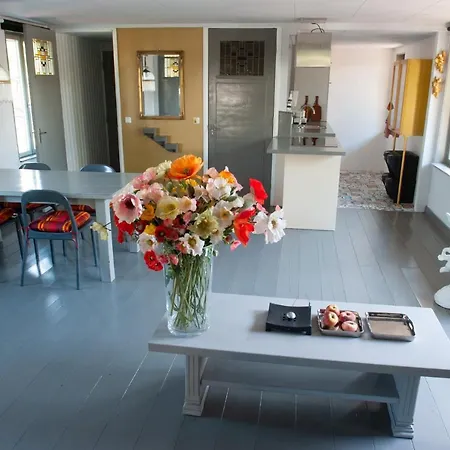 Logeren Aan De Uiterwaarden Apartamento Beneden-Leeuwen